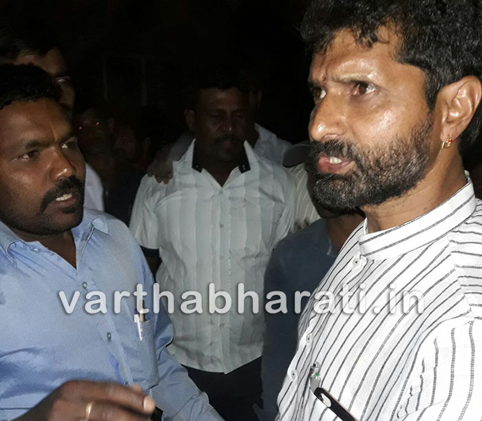 ಕಳೆದ ಬಾರಿ ಮುಖ ತೋರಿಸಿ ಹೋದವರು ಈಗ ಬಂದಿದ್ದೀರಿ: ಸಿ.ಟಿ.ರವಿಗೆ ಅಲ್ಲಂಪುರ ಗ್ರಾಮಸ್ಥರಿಂದ ತರಾಟೆ